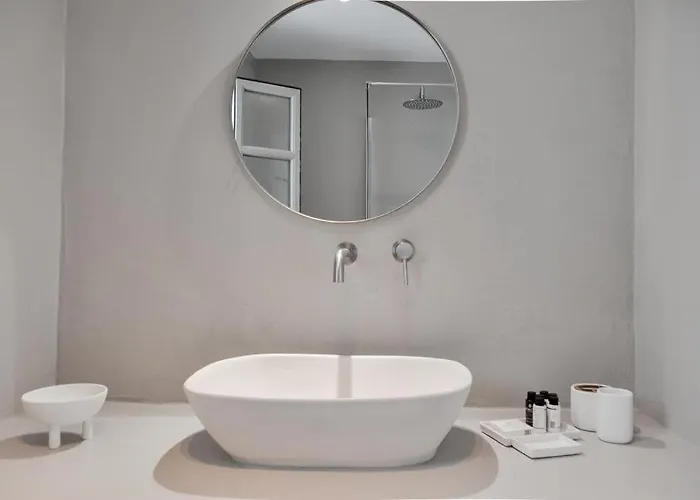 Cliff Villa Sarakíniko