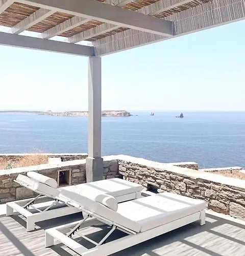 Villa Cliff Sarakíniko